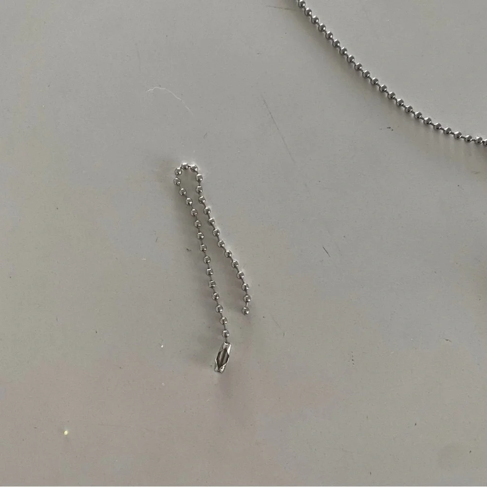 Tooth Necklace - Picture 6 of 8